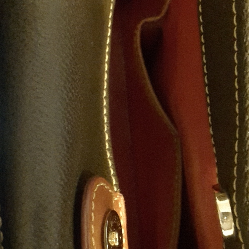 Designer Handbag - Picture 7 of 7